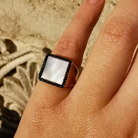 Anello Donna Raggi Quadrato Madreperla Zirconi Neri