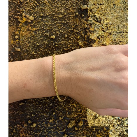 Bracciale Raggi Catena Spiga in Oro Giallo 9kt indossato