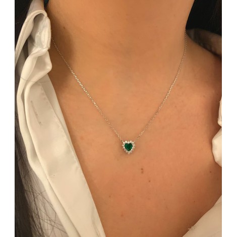 Collana Cuore Argento 925 Zirconi Colorati Verde indossata