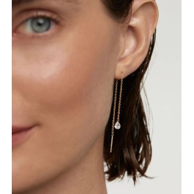 Orecchini PDPAOLA Waterfall Argento Dorato AR01-876-U, indossato.