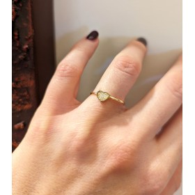 Anello Cuore Oro Giallo 9kt E Zirconi Bianchi indossato