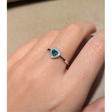 Anello Cuore Smeraldo E Diamanti Oro Bianco 9kt