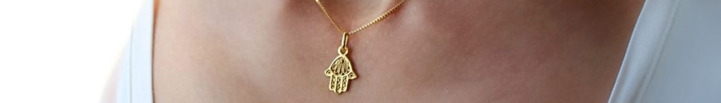 collane con mano di fatima
